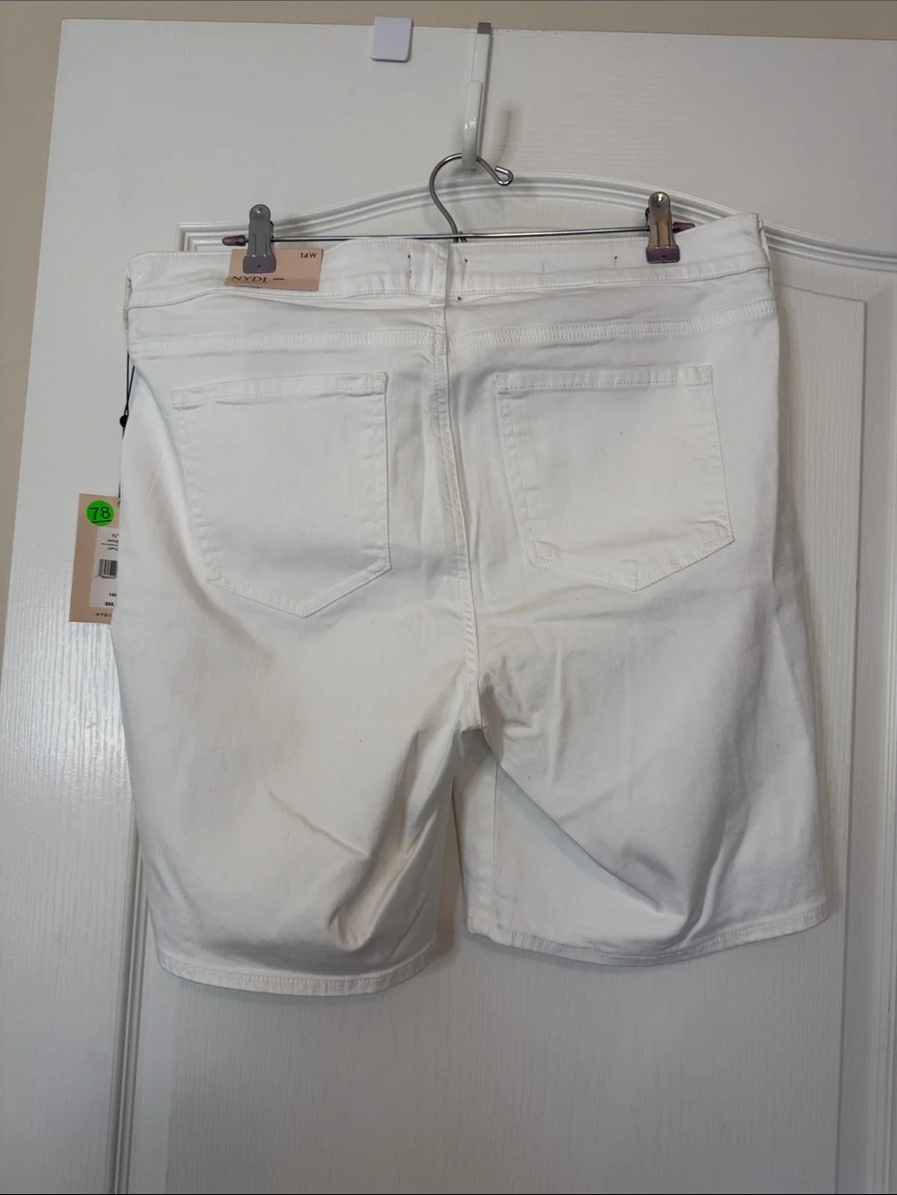 NYDJ Ella Shorts with Side Slits Optic White Size 14W